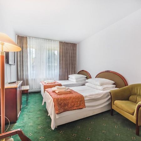 Hotel Delfin Krynica Morska Exteriér fotografie