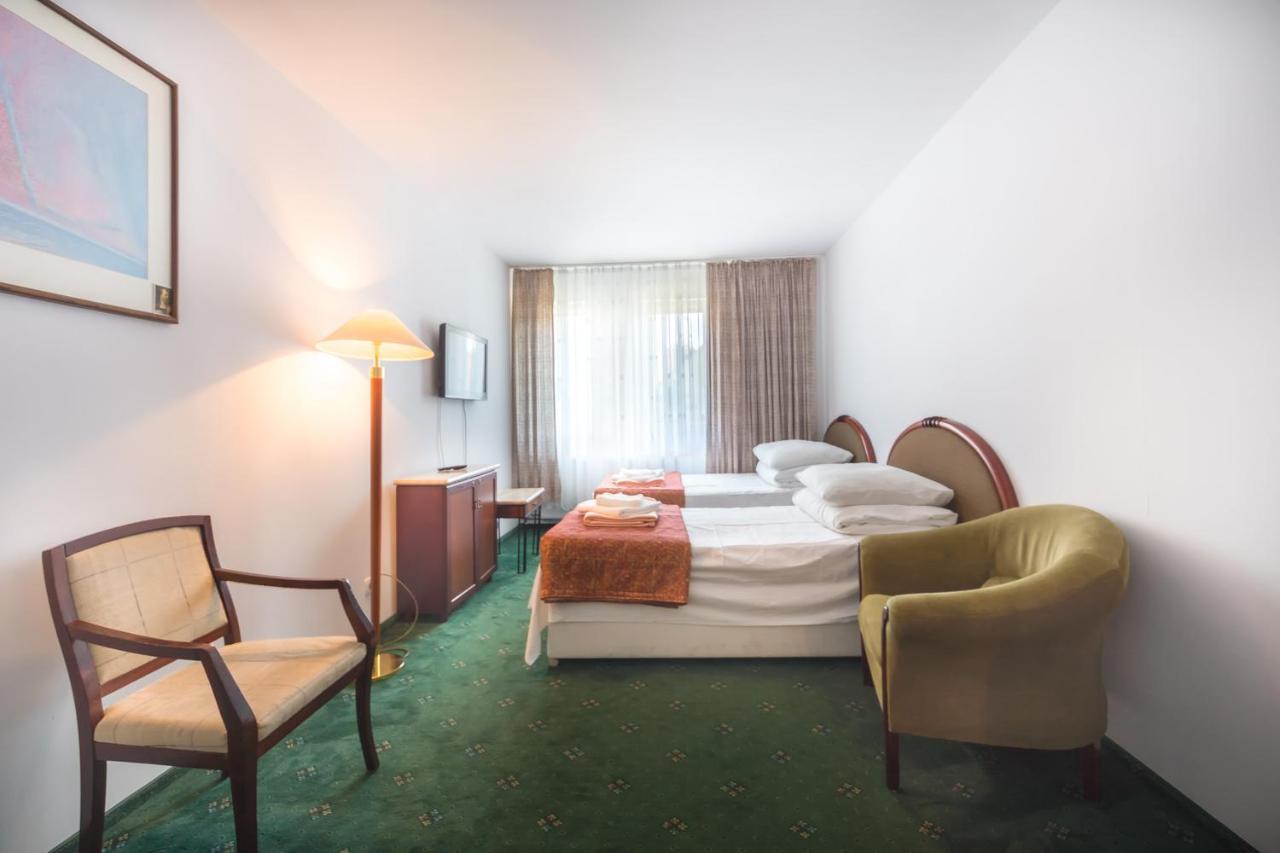 Hotel Delfin Krynica Morska Exteriér fotografie